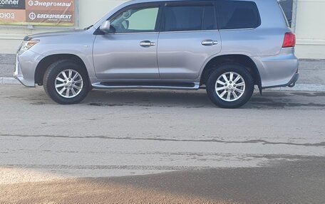 Lexus LX III, 2011 год, 2 750 000 рублей, 2 фотография