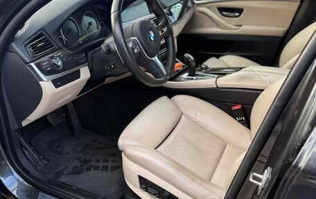BMW 5 серия, 2011 год, 1 800 000 рублей, 10 фотография