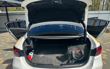 Mazda 6, 2016 год, 1 640 000 рублей, 19 фотография