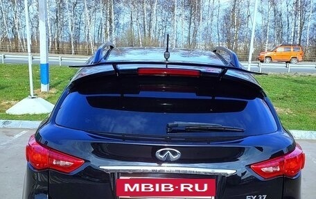 Infiniti FX II, 2010 год, 2 400 000 рублей, 11 фотография