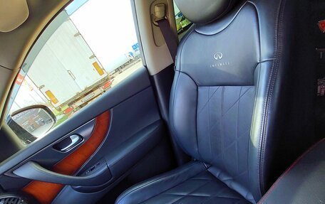 Infiniti FX II, 2010 год, 2 400 000 рублей, 30 фотография