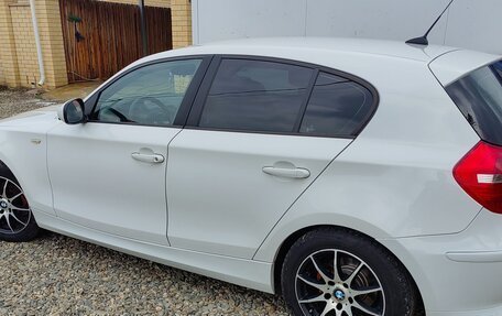 BMW 1 серия, 2010 год, 780 000 рублей, 4 фотография