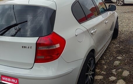 BMW 1 серия, 2010 год, 780 000 рублей, 6 фотография