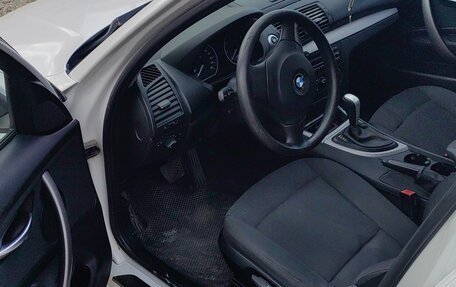 BMW 1 серия, 2010 год, 780 000 рублей, 12 фотография
