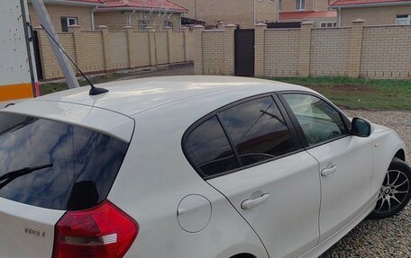 BMW 1 серия, 2010 год, 780 000 рублей, 10 фотография