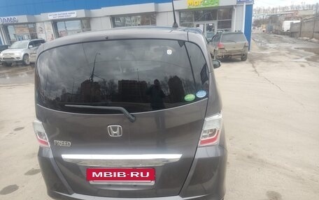 Honda Freed I, 2013 год, 1 199 000 рублей, 8 фотография