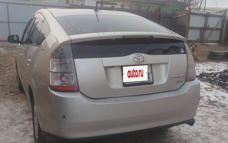 Toyota Prius, 2005 год, 700 000 рублей, 5 фотография