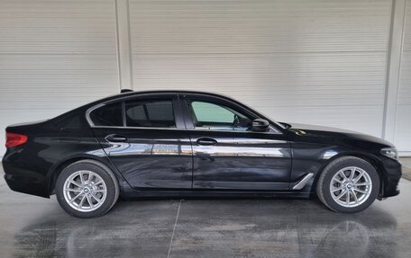 BMW 5 серия, 2018 год, 2 800 000 рублей, 4 фотография