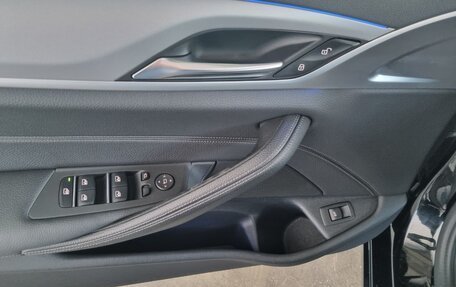 BMW 5 серия, 2018 год, 2 800 000 рублей, 29 фотография