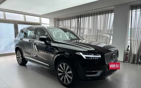 Volvo XC90 II рестайлинг, 2021 год, 4 000 000 рублей, 2 фотография