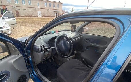 Renault Clio III, 2000 год, 190 000 рублей, 7 фотография