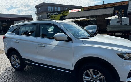 Geely Atlas, 2023 год, 750 000 рублей, 3 фотография