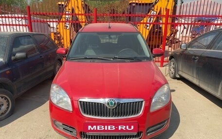 Skoda Roomster, 2010 год, 400 000 рублей, 3 фотография