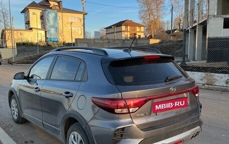 KIA Rio IV, 2021 год, 1 750 000 рублей, 5 фотография