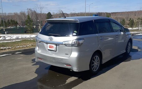 Toyota Wish II, 2013 год, 1 600 000 рублей, 2 фотография