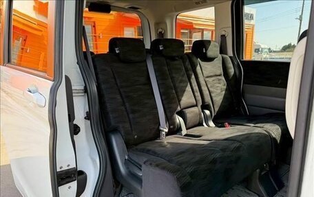 Honda Stepwgn IV, 2014 год, 1 680 060 рублей, 12 фотография