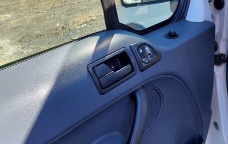 Ford Tourneo Connect I, 2012 год, 825 000 рублей, 13 фотография