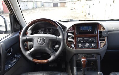 Mitsubishi Pajero III рестайлинг, 2006 год, 1 225 000 рублей, 9 фотография