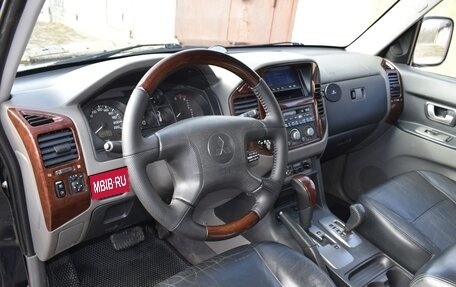Mitsubishi Pajero III рестайлинг, 2006 год, 1 225 000 рублей, 8 фотография