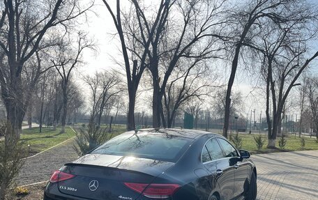 Mercedes-Benz CLS, 2022 год, 7 400 000 рублей, 4 фотография