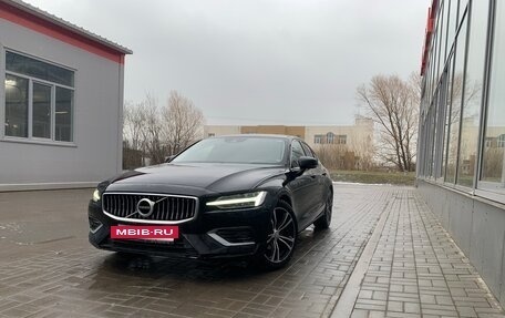 Volvo S60 III, 2019 год, 3 500 000 рублей, 2 фотография