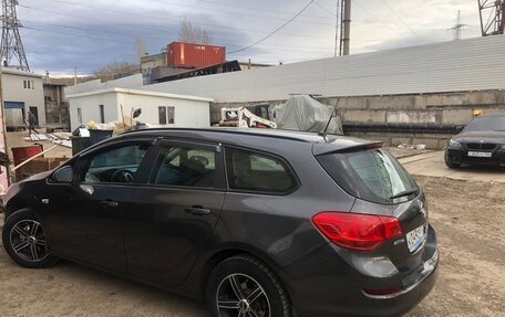 Opel Astra J, 2011 год, 999 999 рублей, 9 фотография