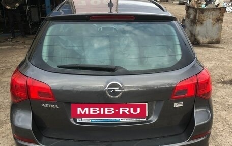 Opel Astra J, 2011 год, 999 999 рублей, 12 фотография