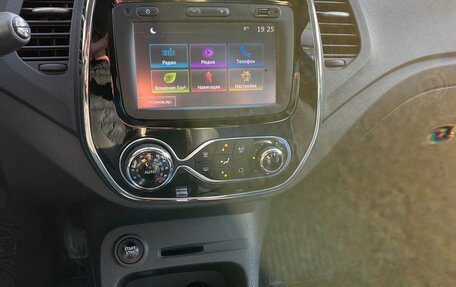 Renault Kaptur I рестайлинг, 2017 год, 1 650 000 рублей, 6 фотография