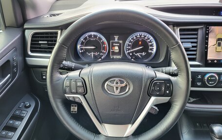 Toyota Highlander III, 2014 год, 2 530 000 рублей, 17 фотография