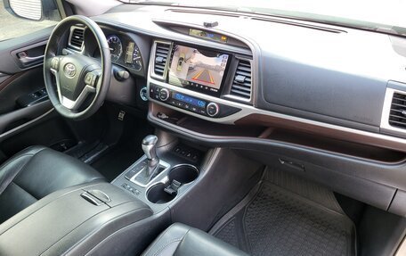 Toyota Highlander III, 2014 год, 2 530 000 рублей, 27 фотография
