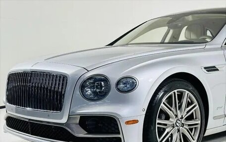Bentley Flying Spur, 2022 год, 16 100 000 рублей, 2 фотография