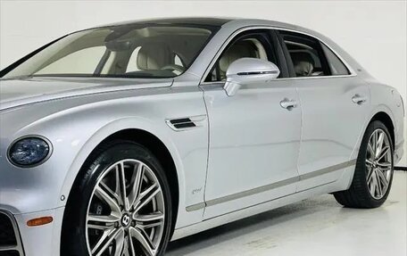 Bentley Flying Spur, 2022 год, 16 100 000 рублей, 5 фотография