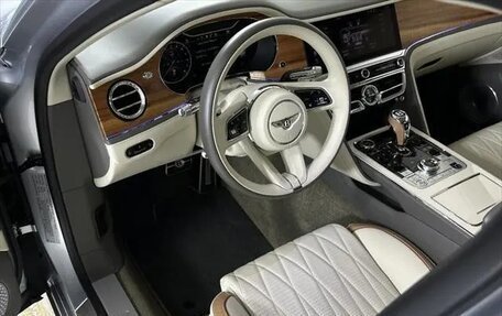 Bentley Flying Spur, 2022 год, 16 100 000 рублей, 15 фотография