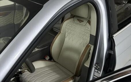 Bentley Flying Spur, 2022 год, 16 100 000 рублей, 14 фотография