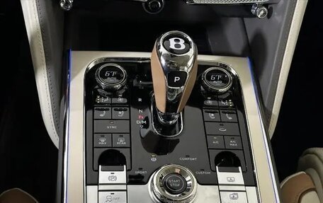 Bentley Flying Spur, 2022 год, 16 100 000 рублей, 23 фотография