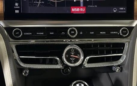 Bentley Flying Spur, 2022 год, 16 100 000 рублей, 22 фотография