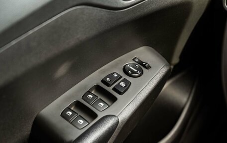 Hyundai Solaris II рестайлинг, 2021 год, 1 800 000 рублей, 24 фотография