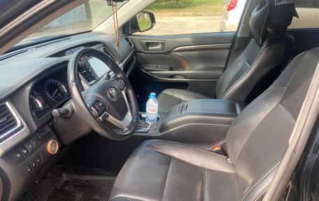 Toyota Highlander III, 2014 год, 2 550 000 рублей, 7 фотография