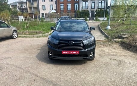 Toyota Highlander III, 2014 год, 2 550 000 рублей, 2 фотография