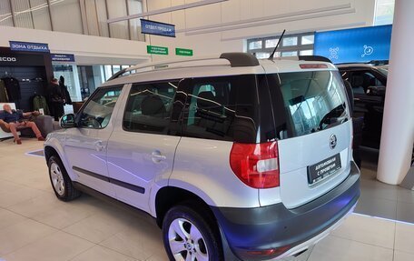 Skoda Yeti I рестайлинг, 2011 год, 1 010 000 рублей, 7 фотография
