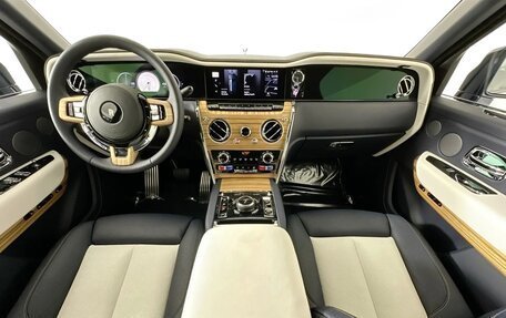 Rolls-Royce Cullinan, 2025 год, 63 133 048 рублей, 16 фотография