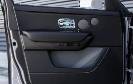 Rolls-Royce Cullinan, 2025 год, 788 000 рублей, 9 фотография