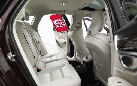 Volvo S90 II рестайлинг, 2018 год, 3 290 000 рублей, 15 фотография