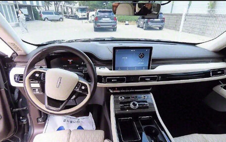 Lincoln Aviator II, 2021 год, 3 900 000 рублей, 8 фотография