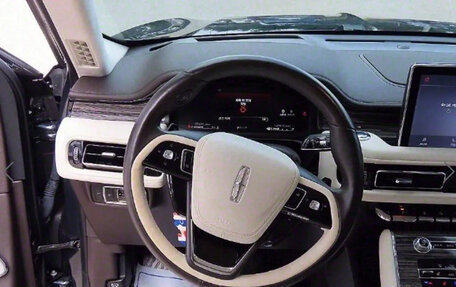 Lincoln Aviator II, 2021 год, 3 900 000 рублей, 9 фотография