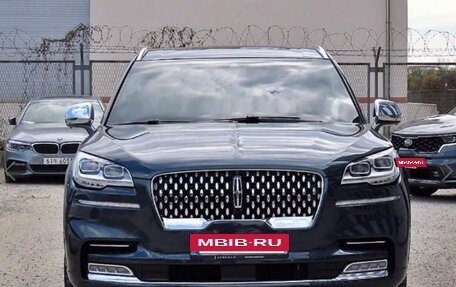 Lincoln Aviator II, 2021 год, 3 900 000 рублей, 3 фотография