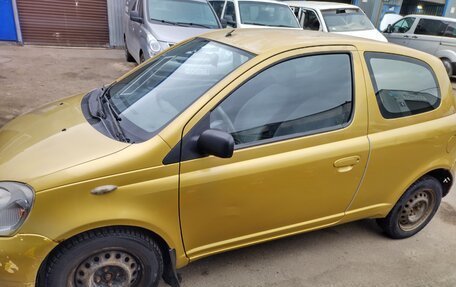 Toyota Yaris I рестайлинг, 1999 год, 180 000 рублей, 4 фотография