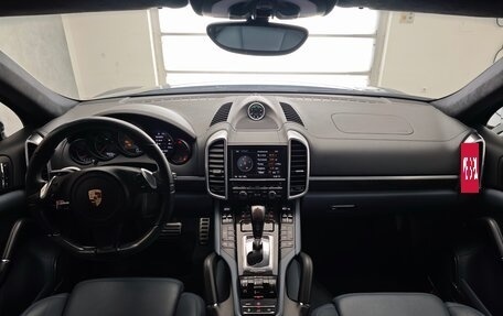 Porsche Cayenne III, 2013 год, 2 415 000 рублей, 11 фотография