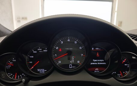 Porsche Cayenne III, 2013 год, 2 415 000 рублей, 15 фотография