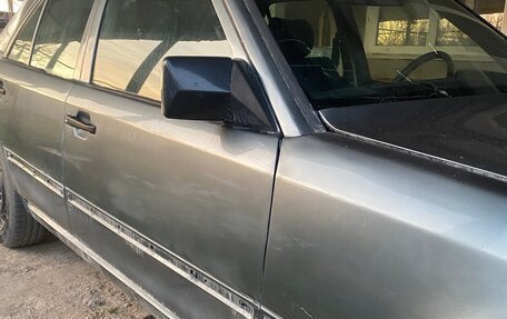 Mercedes-Benz W124, 1987 год, 300 000 рублей, 8 фотография